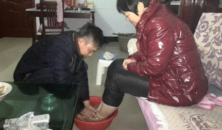 你為父母洗過(guò)腳嗎？