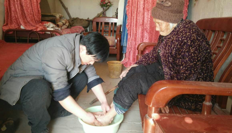你為父母洗過(guò)腳嗎？
