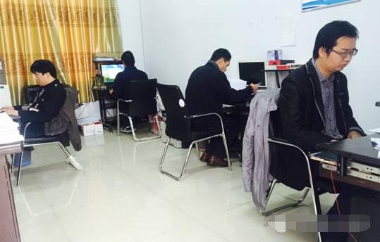 偉志模板設(shè)計(jì)部——我為偉志代言，合格的圖紙是成功的一步